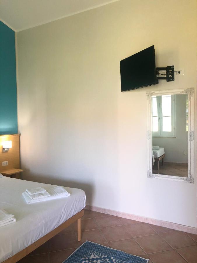 Agriturismo Is Cortillaris Càbras Buitenkant foto